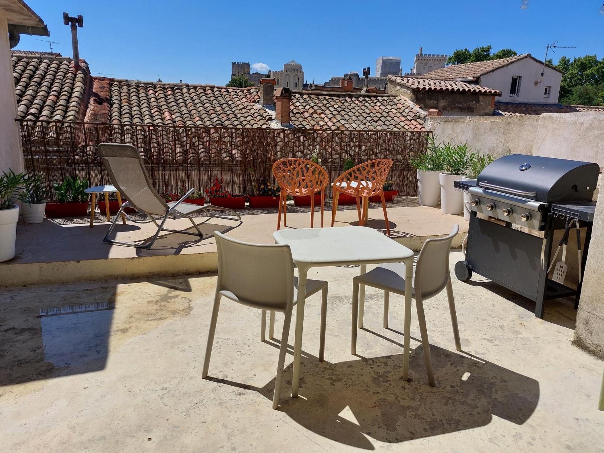Maison Intra Muros, Terrasses Avec Vue Jaccuzzi Et Garage Avignon Cameră foto